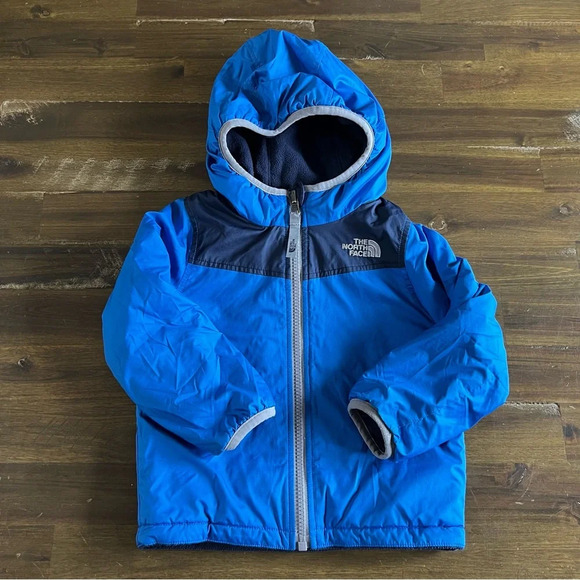 The North Face  Blue Jacket - Picture 1 of 6